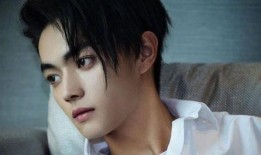 2021许凯最新爆料,揭秘明星背后的真实故事